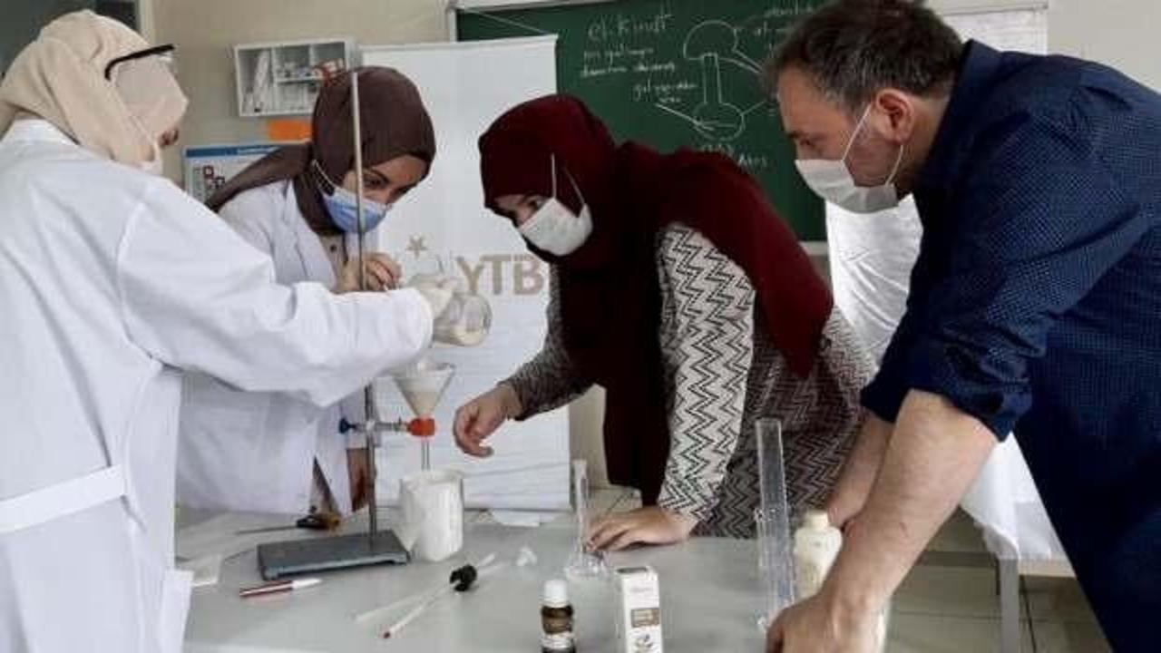 Kartal Anadolu İmam Hatip Lisesinde bilim tarihi geleceğiyle buluştu