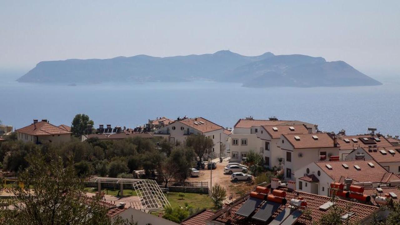 Anadolu ile bağını koparmayan Yunan adası: Meis