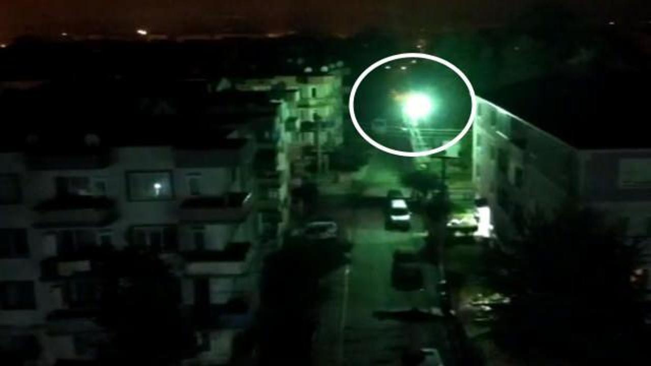 Trafo bomba gibi patladı, vatandaşlar yataklarından fırladı