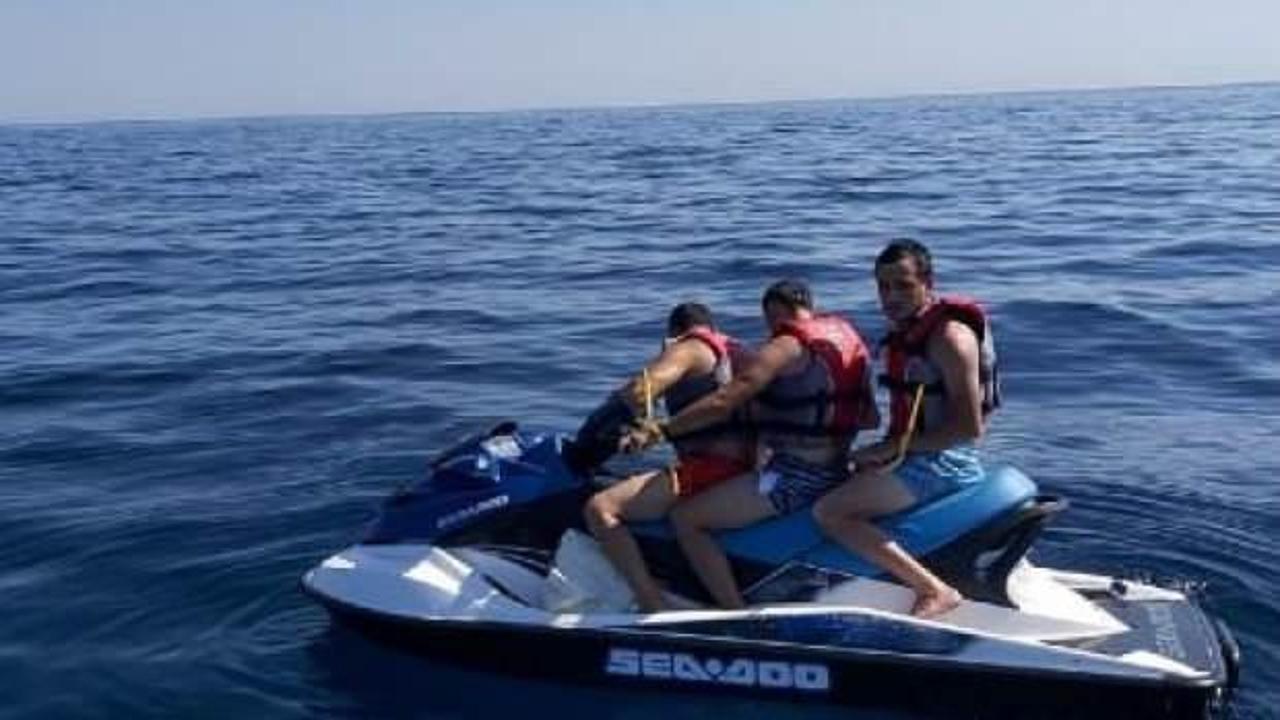 Yunanistan'a jet ski ile ka&ccedil;maya &ccedil;alışan FET&Ouml;'c&uuml;ler yakalandı 