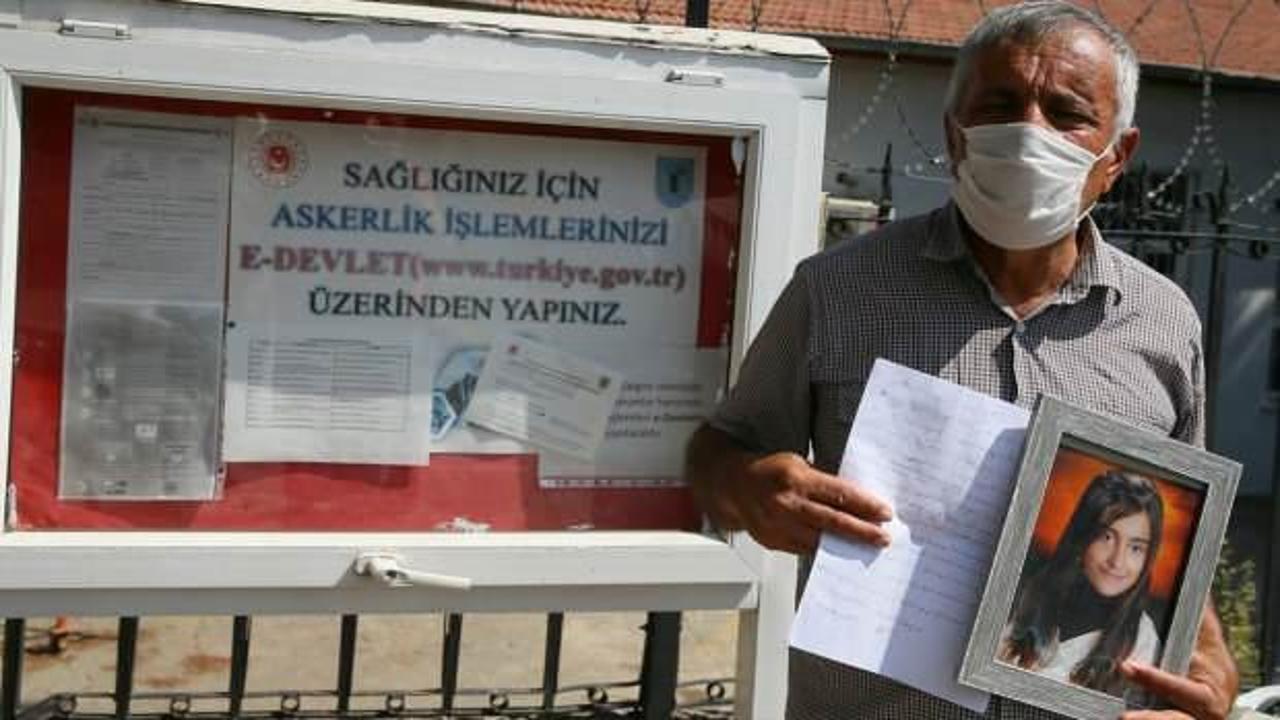 Evlat n&ouml;beti tutan baba, asker olmak i&ccedil;in dilek&ccedil;e verdi