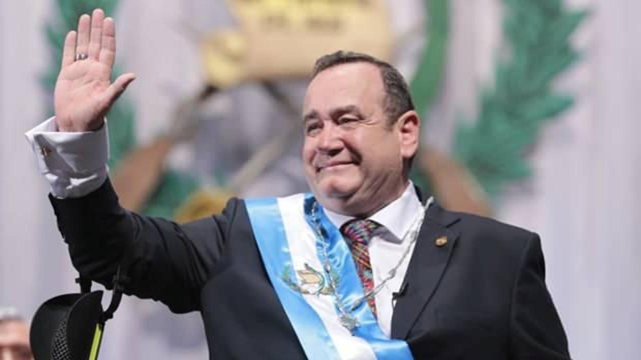 Guatemala Devlet Başkanı koronavirüse yakalandı