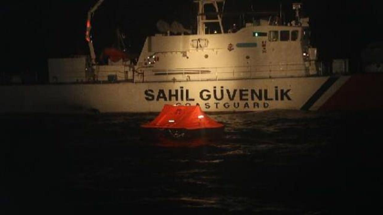 İzmir'de 48 kaçak göçmen kurtarıldı