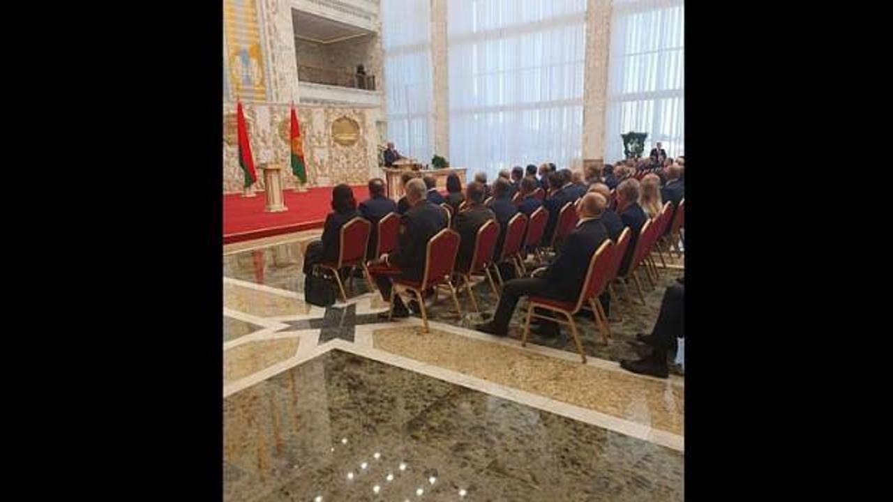 Lukaşenko, gizli yemin töreniyle devlet başkanı oldu