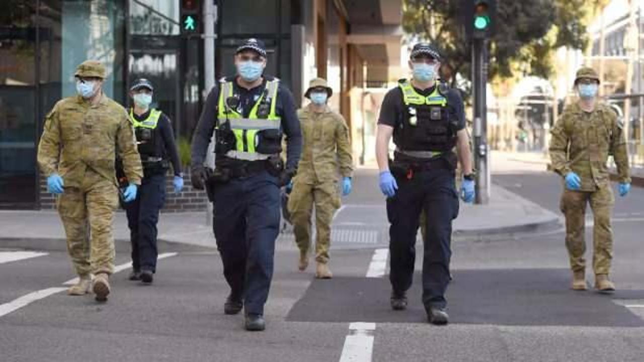 Melbourne'de sokağa çıkma yasağı kaldırıldı