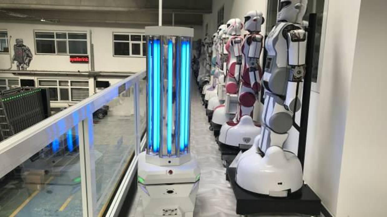Başlat komutuyla tüm yüzeyleri sterilize ediyor