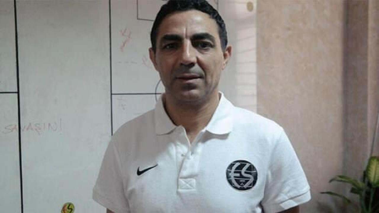 Eskişehirspor Mustafa Özer ile yollarını ayırdı