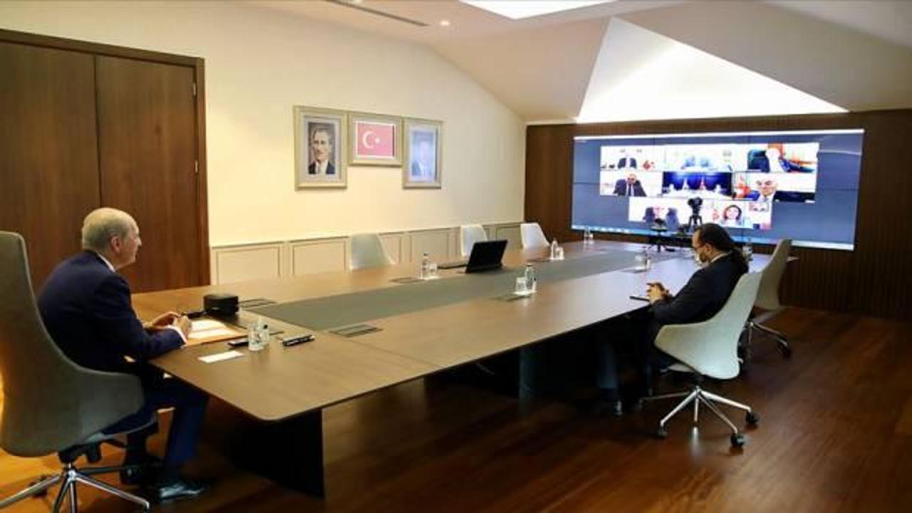 AK Parti ve Yeni Azerbaycan Partisi heyetleri video konferans görüşmesi yaptı
