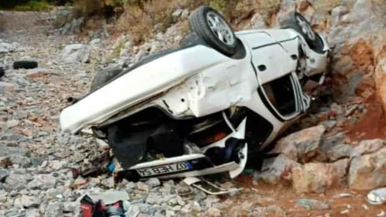 Alanya’da otomobil uçuruma yuvarlandı: 1 ölü, 1 ağır yaralı 