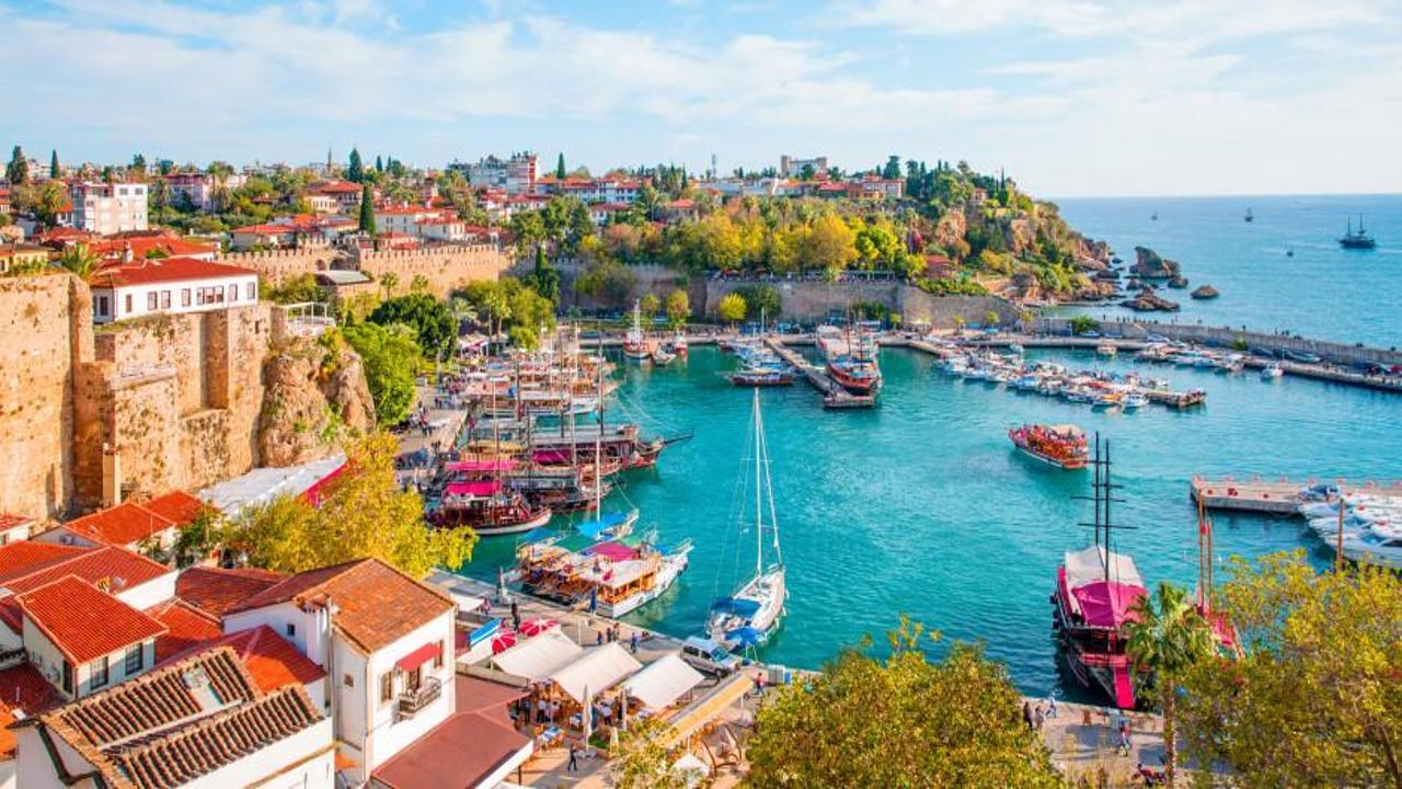 Antalya dünyada cazibesini artıran turizm destinasyonu