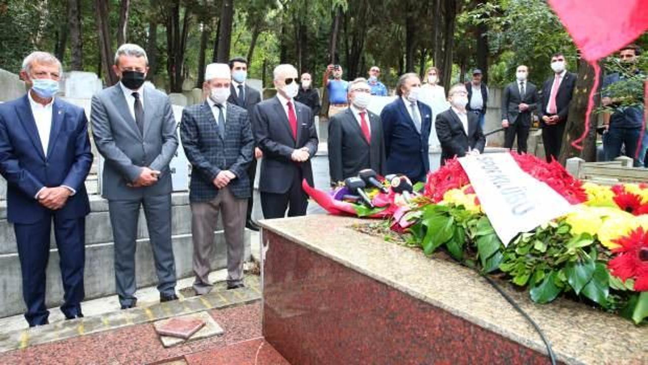 Galatasaray'da Ali Sami Yen, kabri başında anıldı