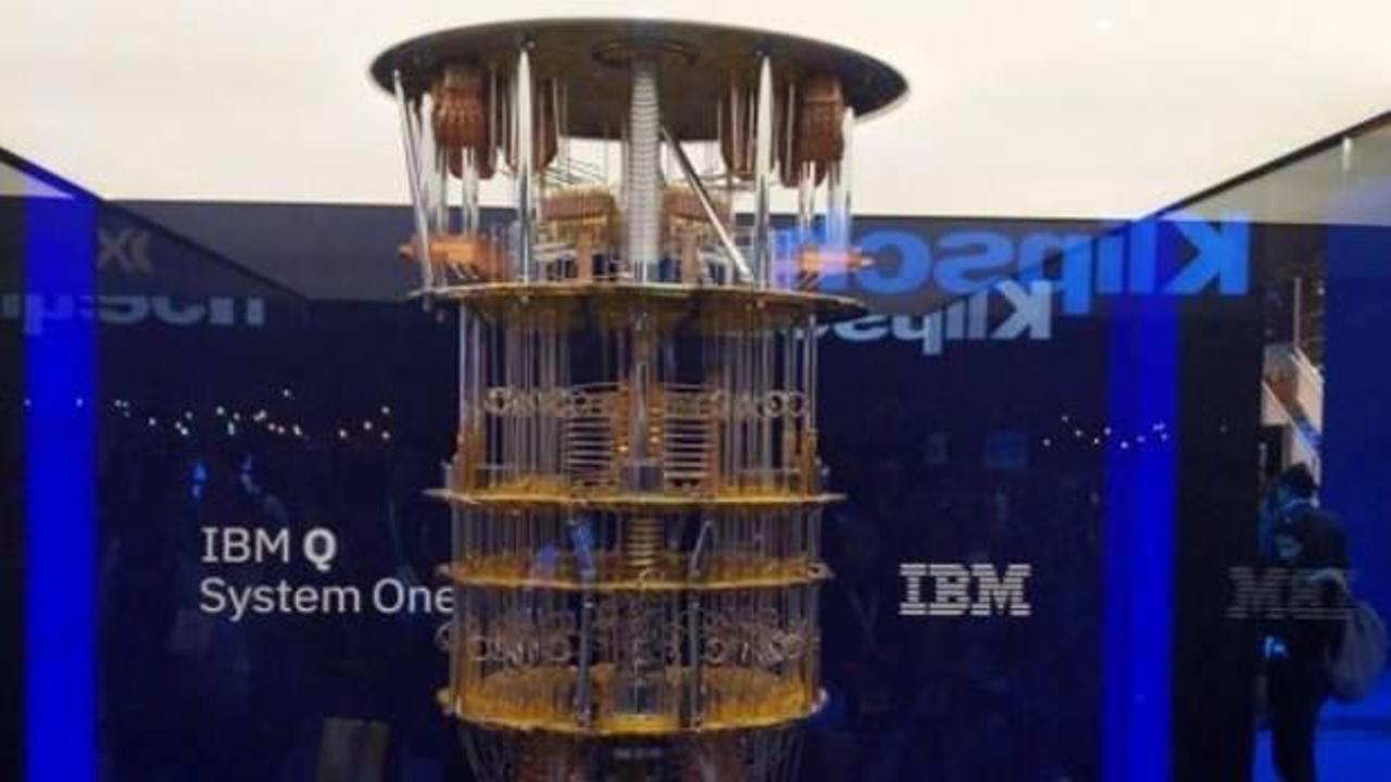 IBM 109 yıllık şirketini bölüyor