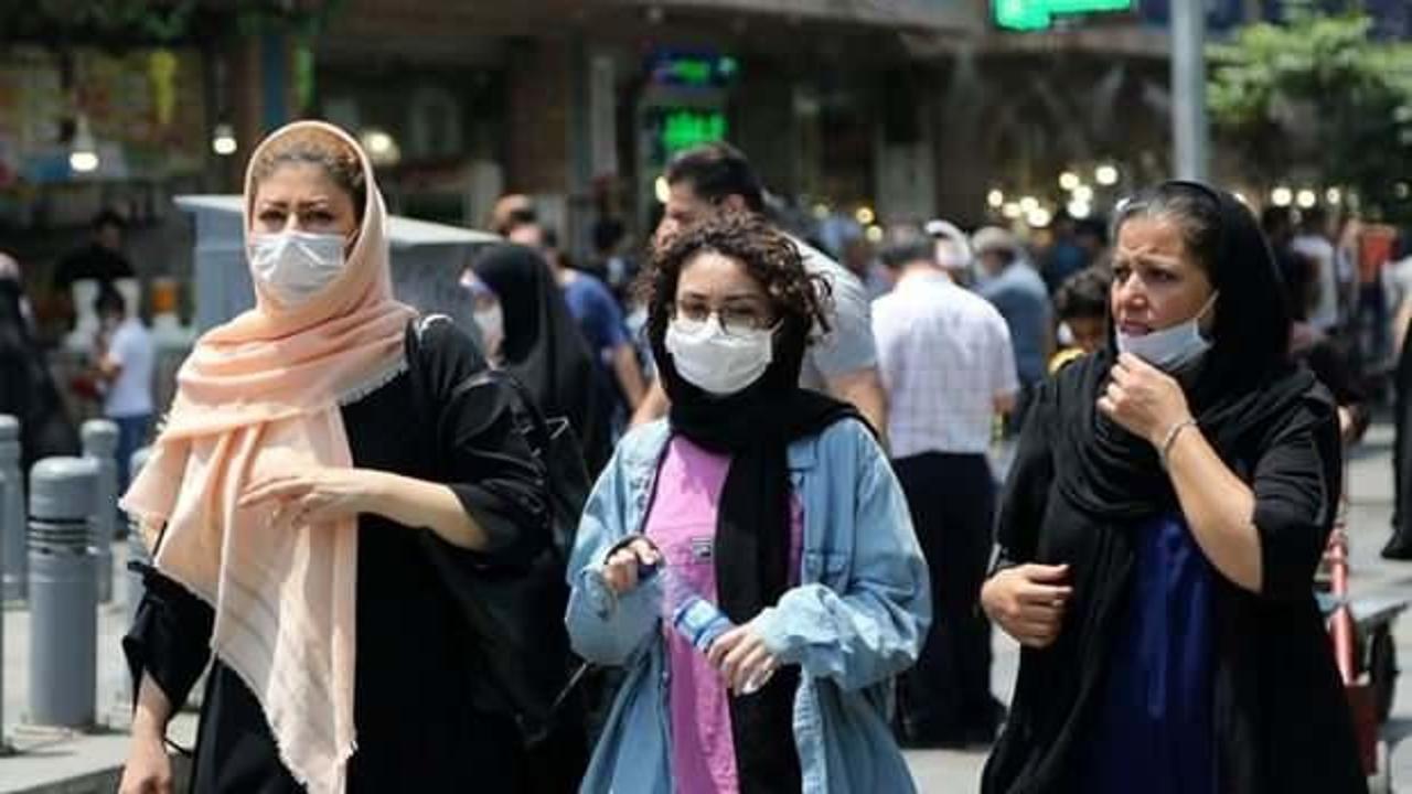 İran'da maske takmamanın cezası 12,5 TL!