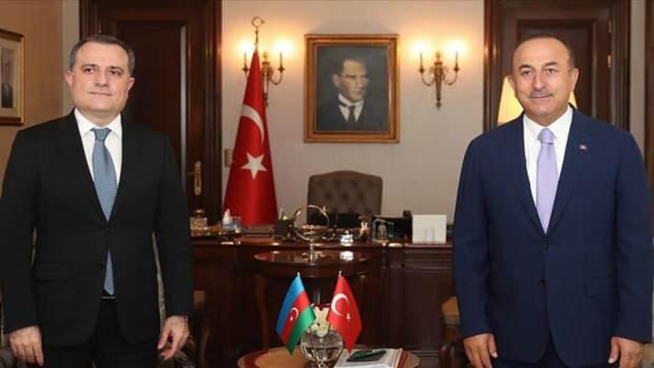Dışişleri Bakanı Çavuşoğlu Azerbaycanlı mevkidaşı Bayramov ile görüştü