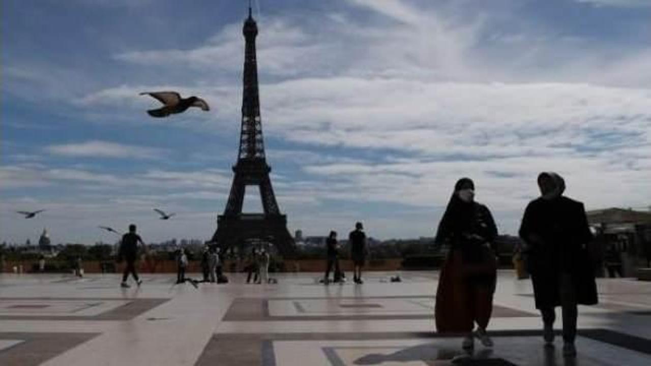 Paris'te yoğun bakım ünitelerinin yüzde 46'sı Kovid-19 hastalarıyla dolu