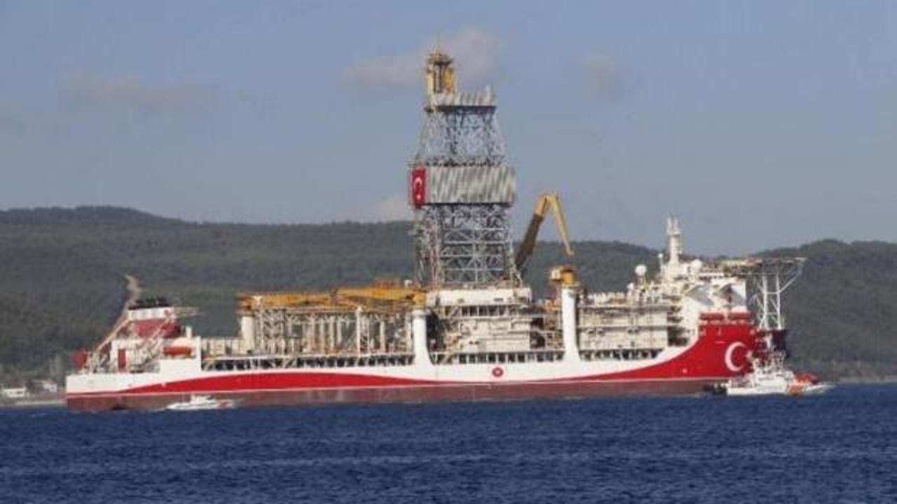Sondaj gemisi 'Kanuni', Çanakkale Boğazı'nı çıkıyor