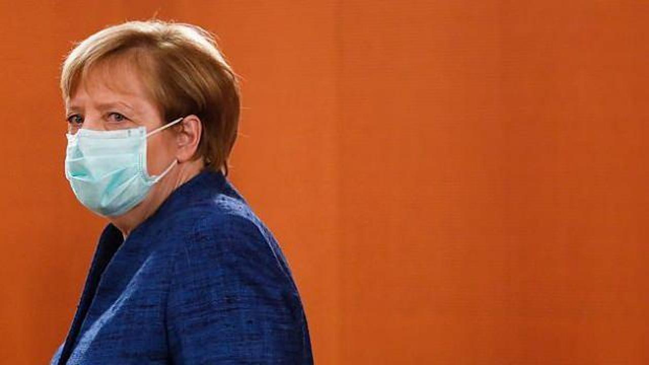 Merkel'den koronavirüs uyarısı: Bizi çok zor aylar bekliyor