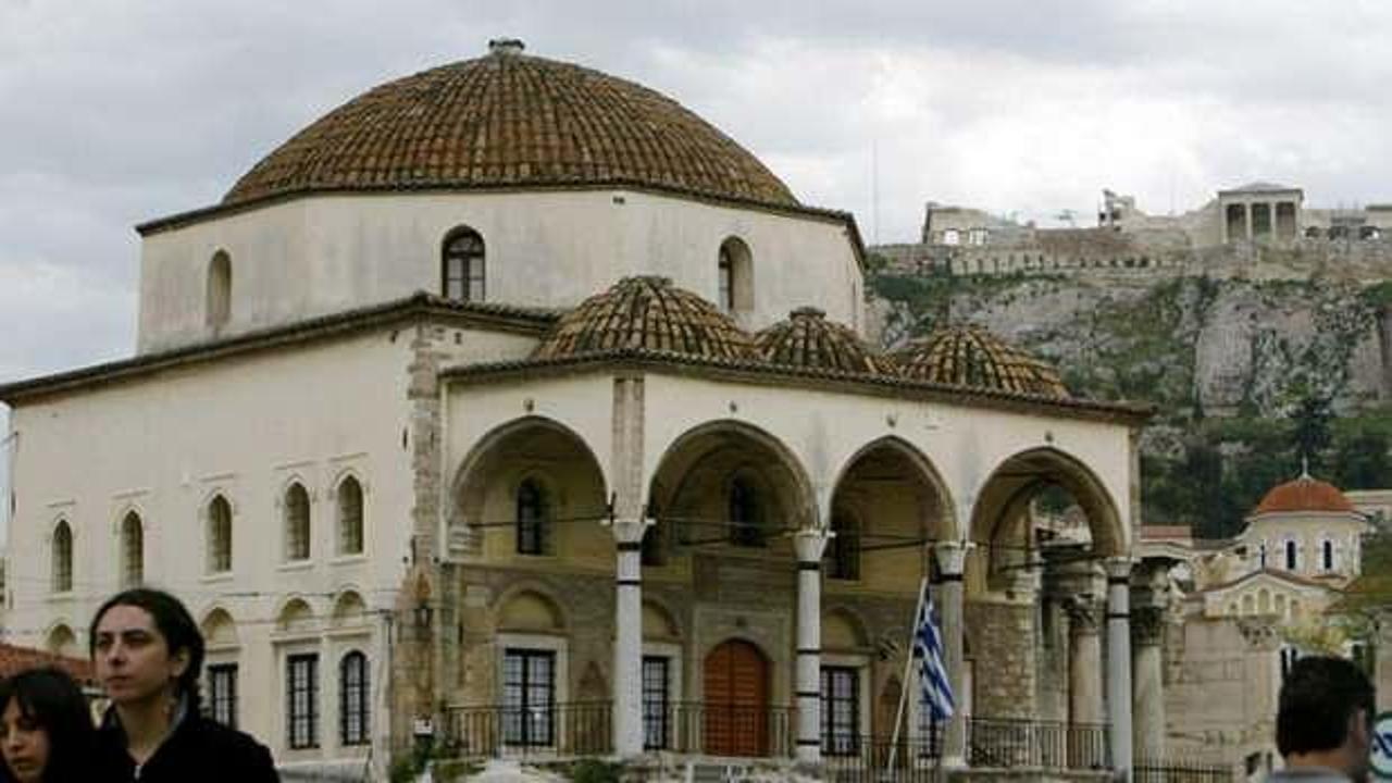 Atina'nın ilk camisi ibadete açıldı