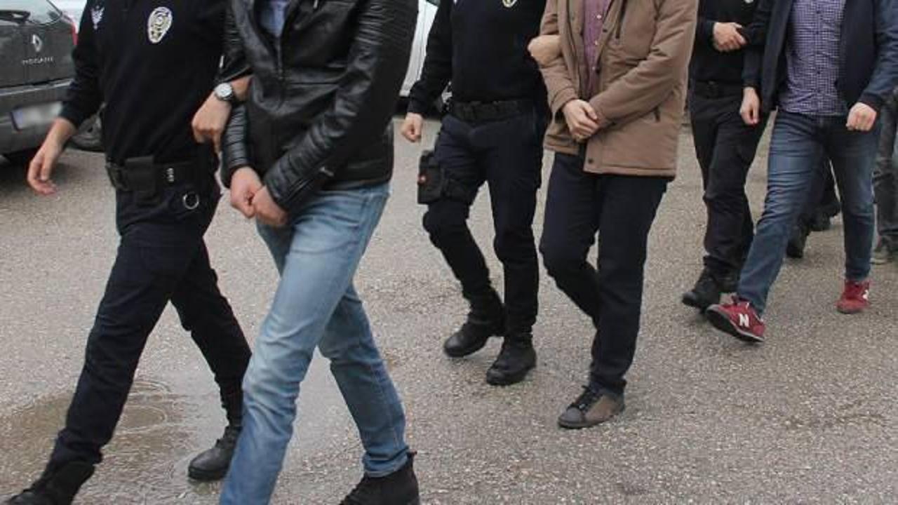 Edirne'de yurt dışına kaçma hazırlığındayken yakalanan 6 FETÖ zanlısı tutuklandı