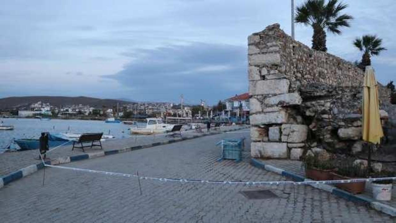  İzmir'deki depremde tarihi kaleyi tsunami vurdu!