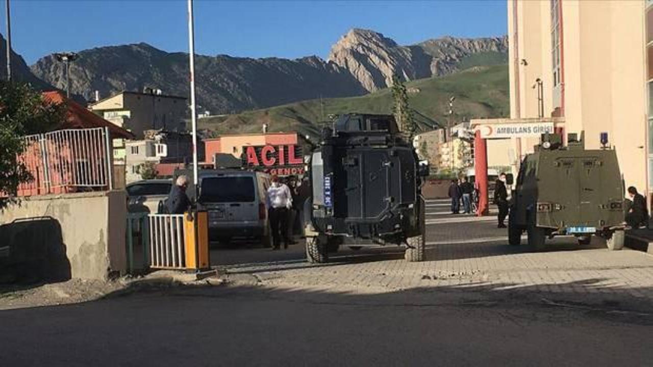 PKK'lı teröristler Hakkari'de işçilere saldırdı: 1 şehit, 2 yaralı