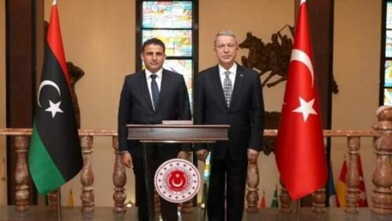 Bakan Akar, Libya Savunma Bakanı Namroush ile görüştü