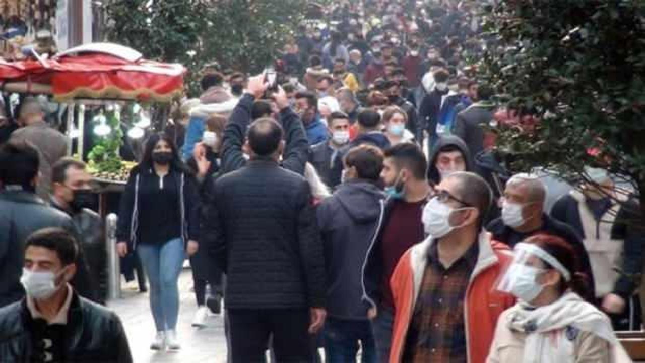 İstiklal caddesinde pandemi yok sayıldı!