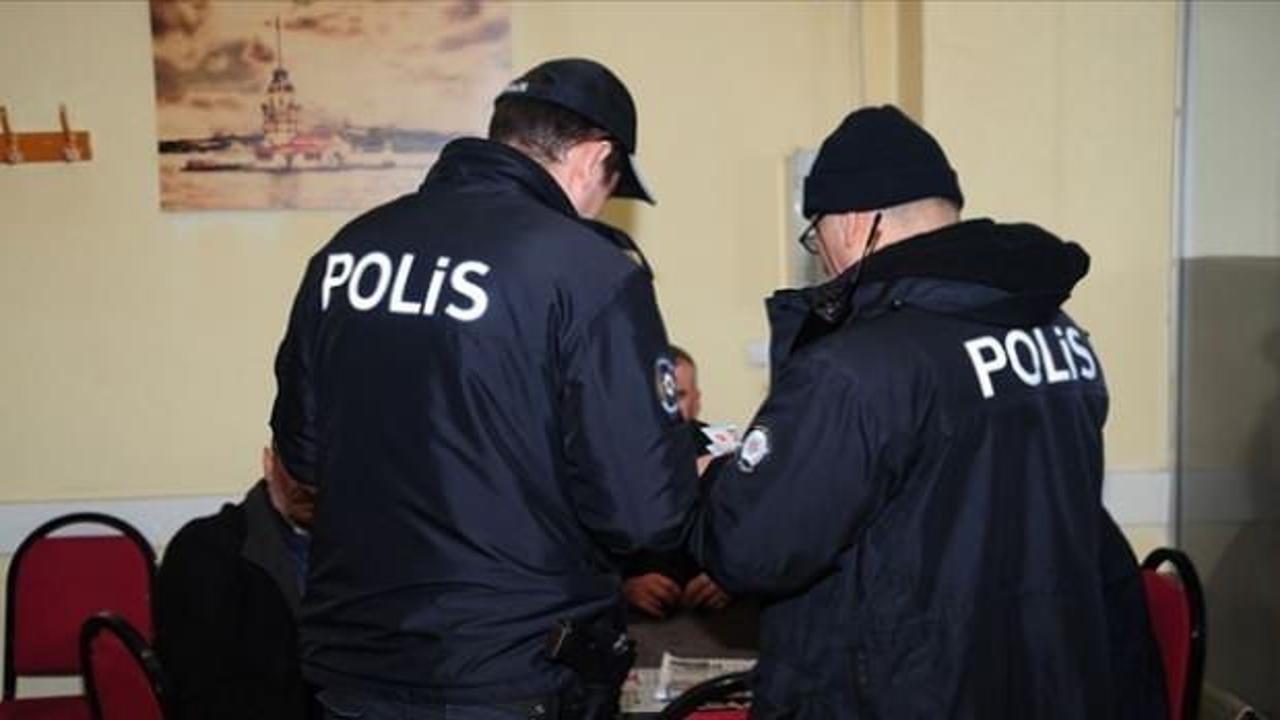 Sivas'ta kahvehanede oyun oynayan 4 kişiye ceza