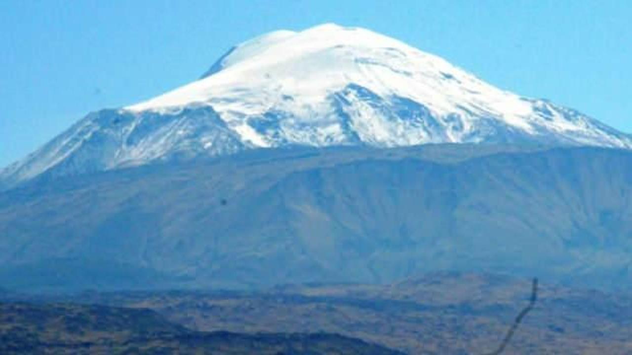 'T&uuml;rkiye'nin &ccedil;atısı' Ağrı Dağı resmi tırmanışa a&ccedil;ılıyor
