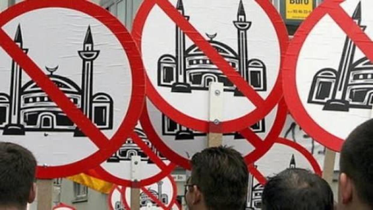 Hollanda'da İslam'a hakaret