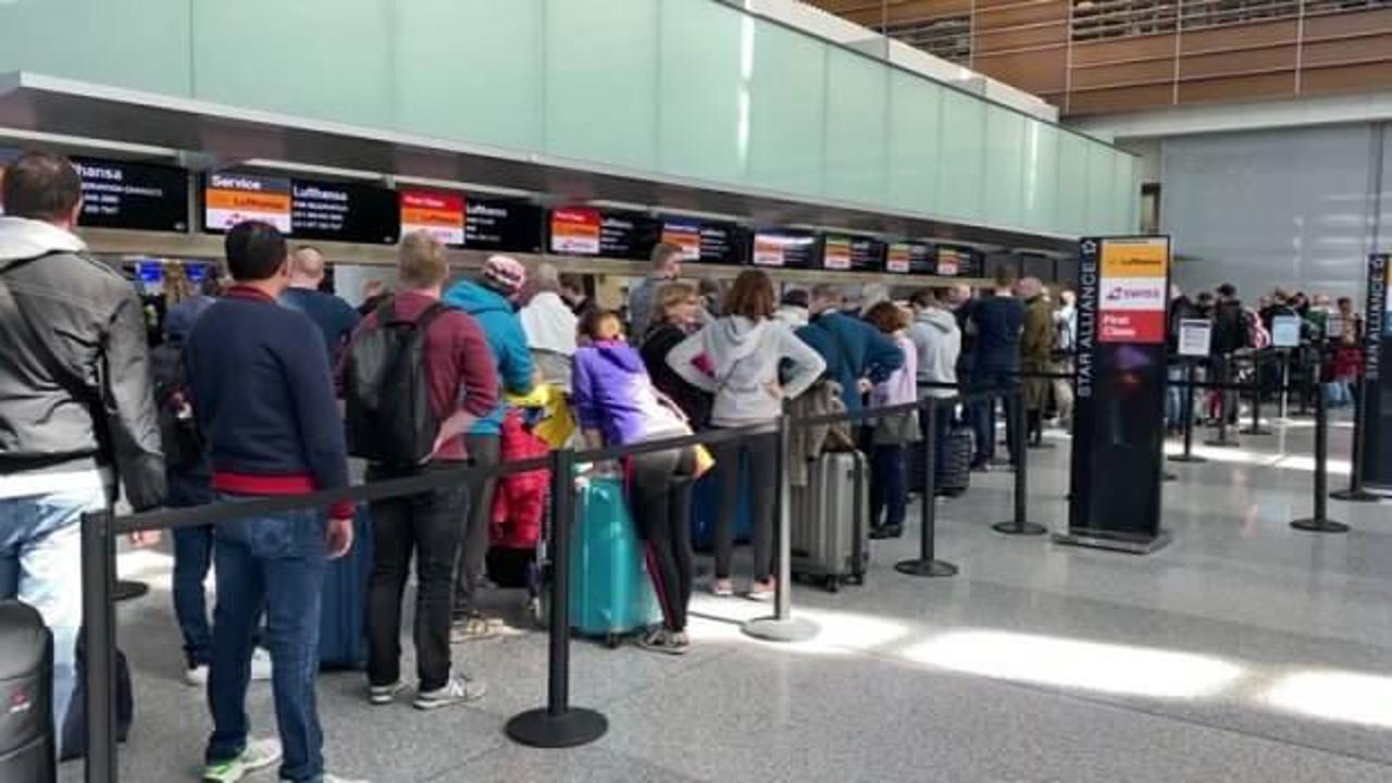 ABD'de uyarılar dinlenmedi: 2 milyon kişi havalimanlarına akın etti