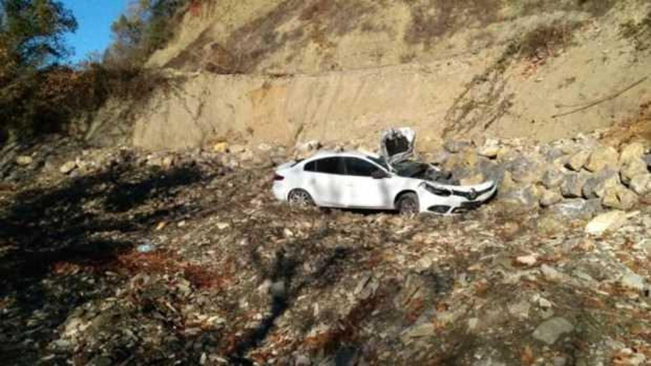 Cenazeye giderken dereye yuvarlandılar