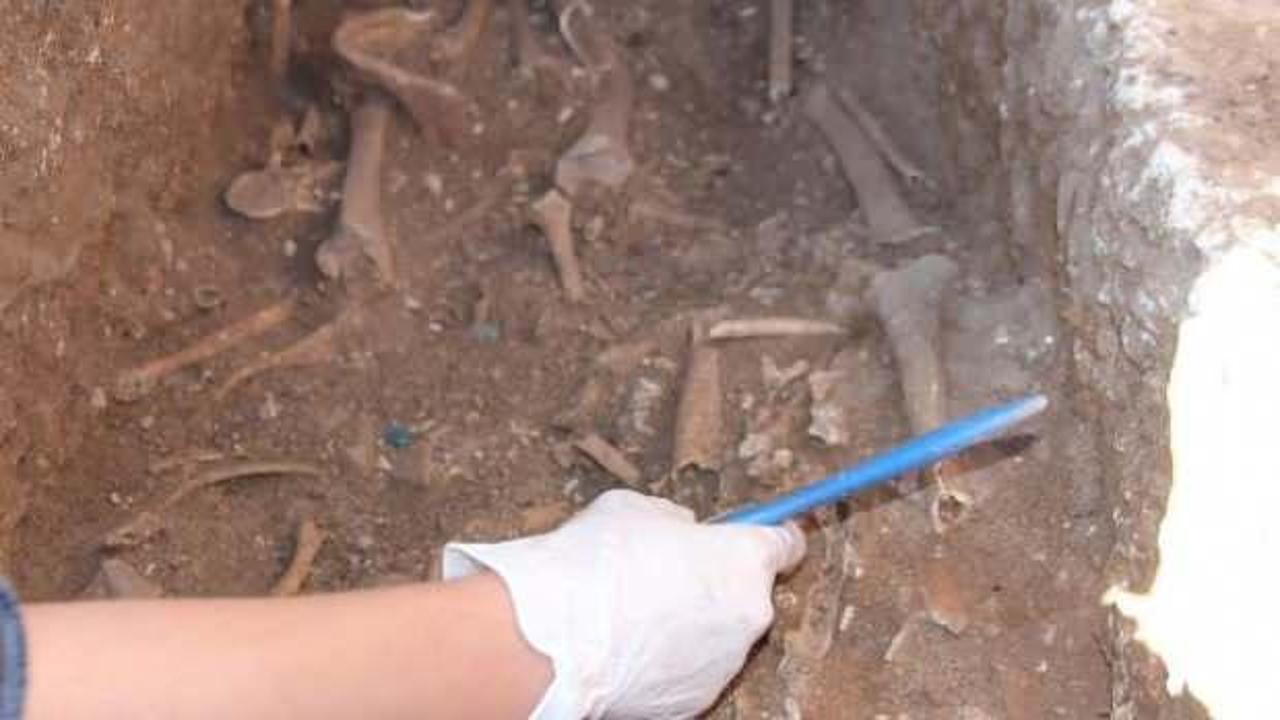 Perre Antik Kenti’de tek mezarda 3 iskelet bulundu