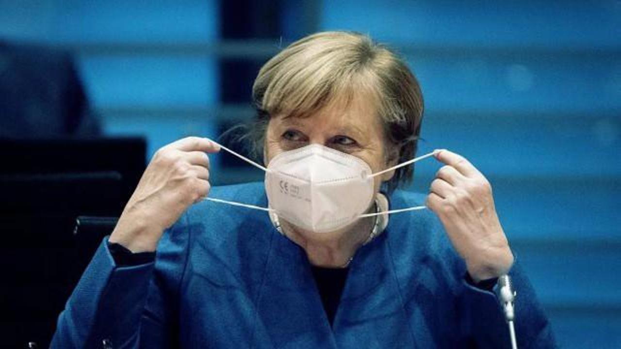 Merkel duyurdu! 10 Ocak'a kadar uzatıldı