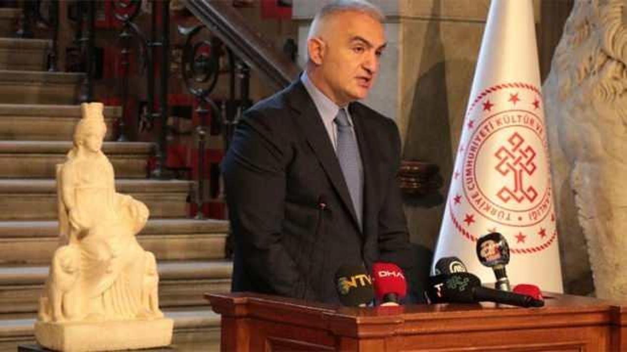 Bakan Ersoy: Kybele heykeli ait olduğu topraklara gelmiştir