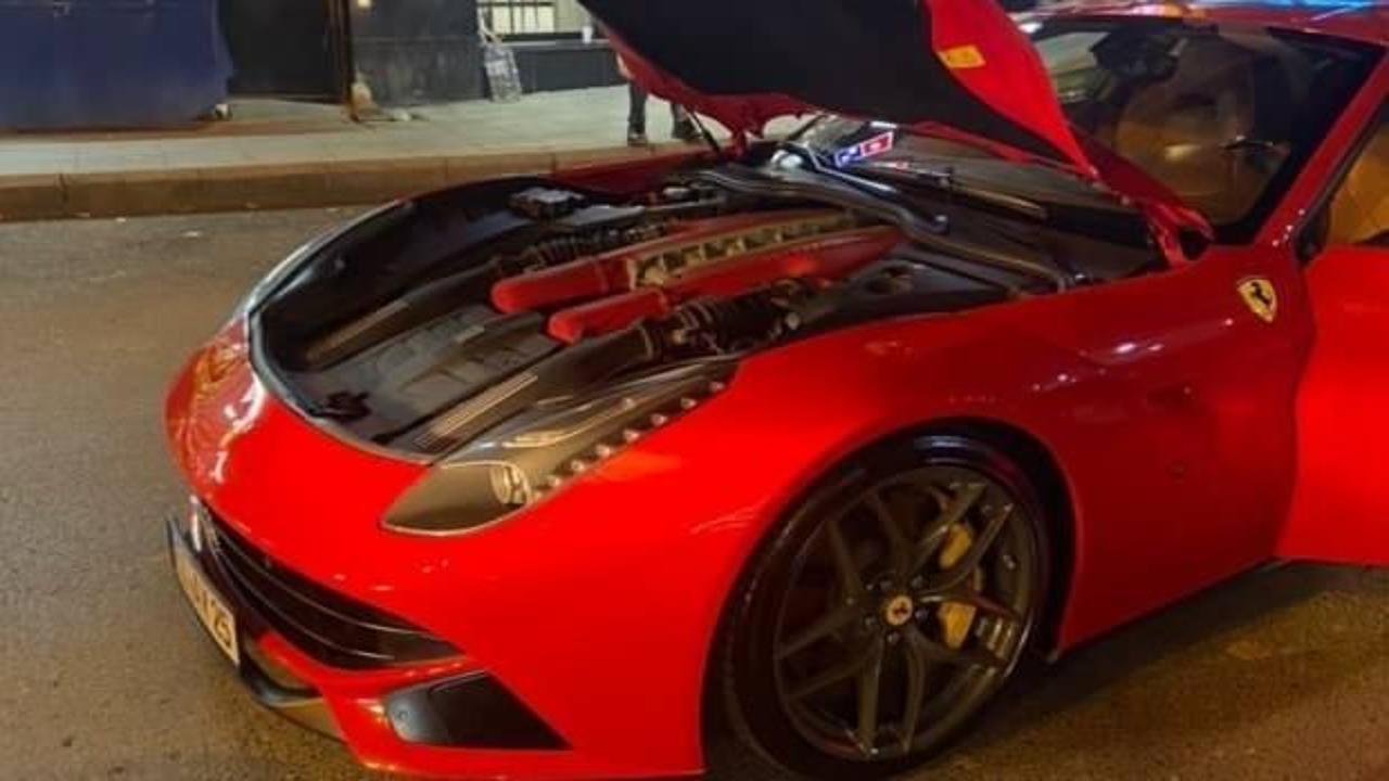 İstanbul'da 5 milyon liralık Ferrari yolda kaldı