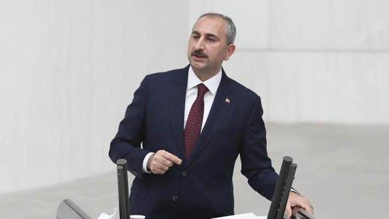Adalet Bakanı Gül: Türk yargısının FETÖ’cü hainlerle mücadelesi devam edecektir