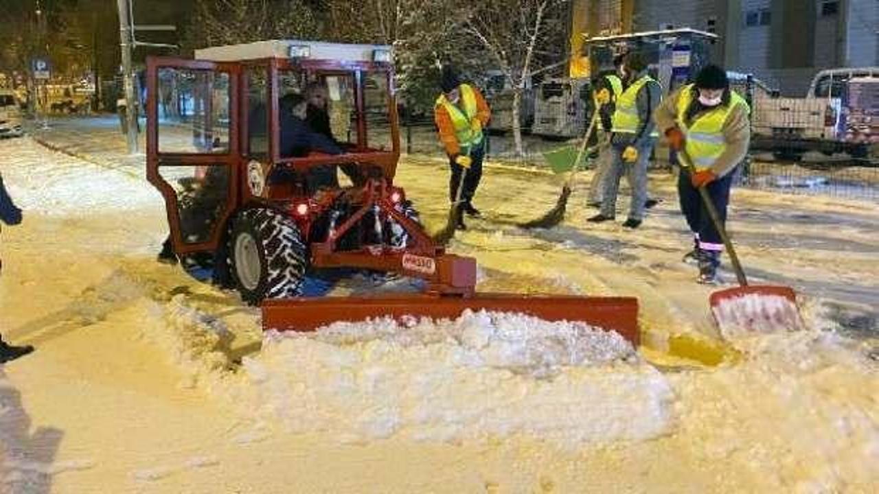 Ardahan'da sevindiren kar yağışı