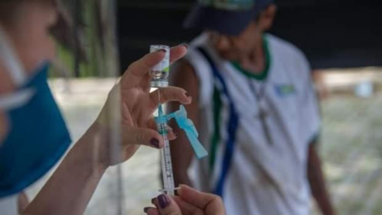 Dünyanın beklediği aşıdan kötü haber! Hastanelik oldu