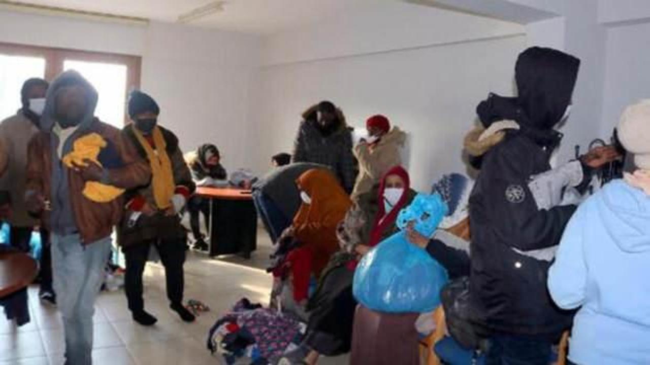 Foça açıklarında 31 kaçak göçmen kurtarıldı