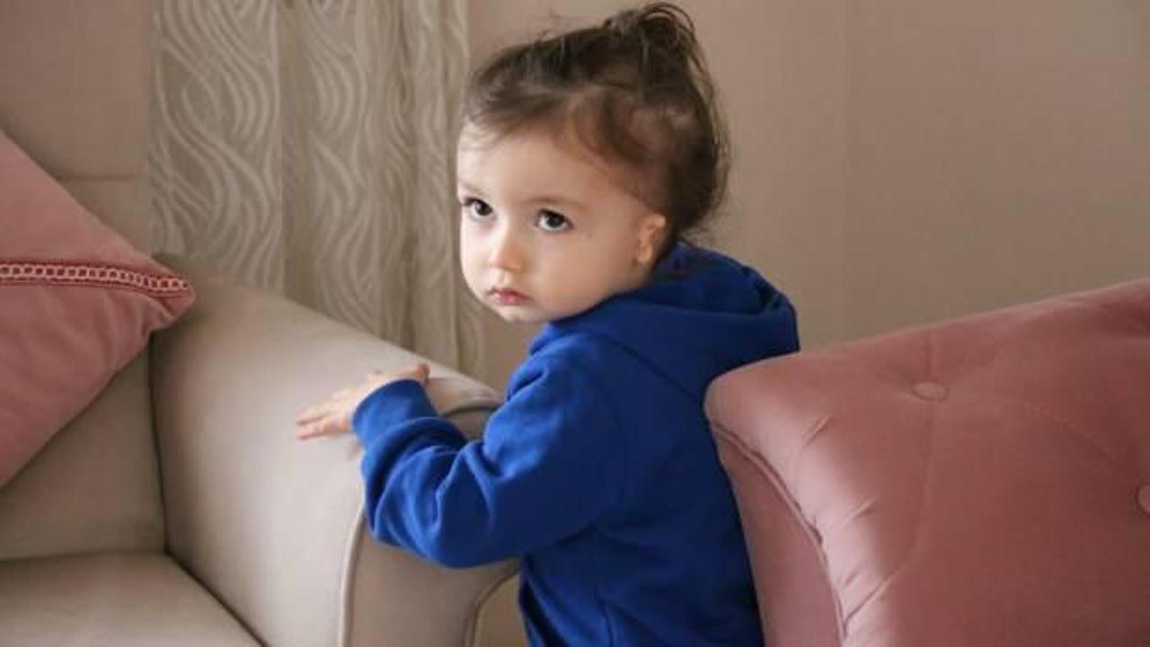 Tek kulak doğan minik Tuğra&rsquo;nın tedavisi i&ccedil;in 90 bin dolar gerekiyor