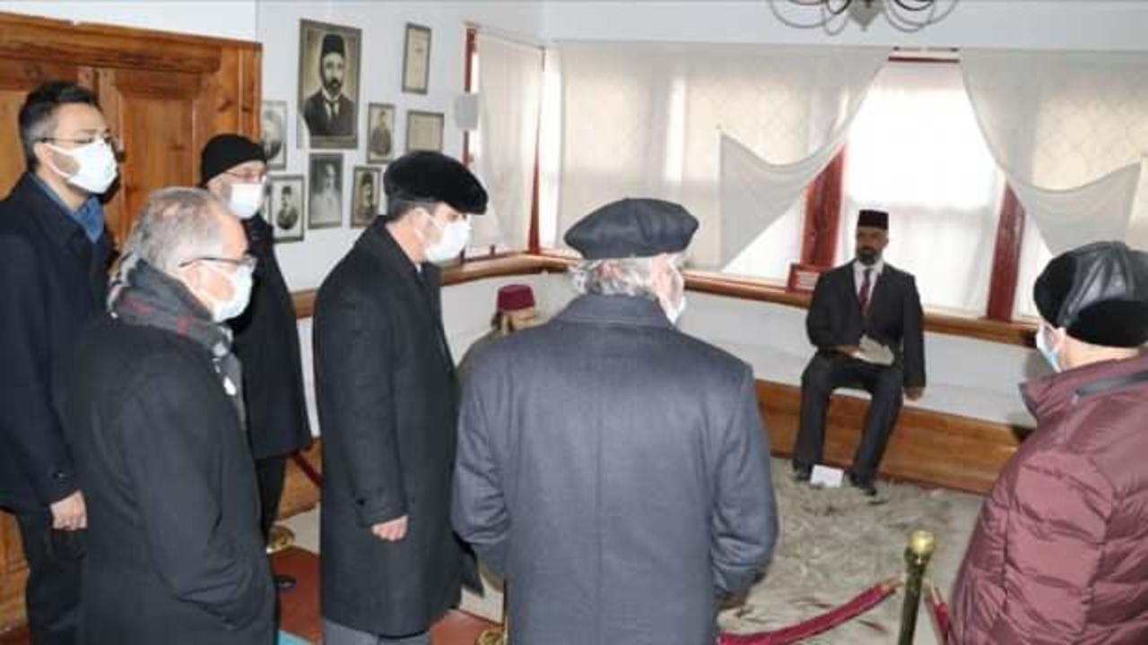 İstiklal şairi Mehmet Akif Ersoy vefatının 84'&uuml;nc&uuml; yılında Taceddin Dergahı'nda anıldı