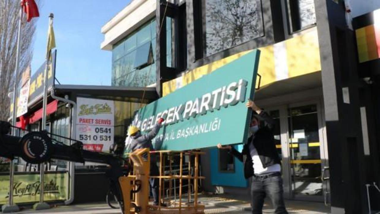 Gelecek Partisi'nde toplu istifa sonrası bina boşaltıldı tabelalar kaldırıldı