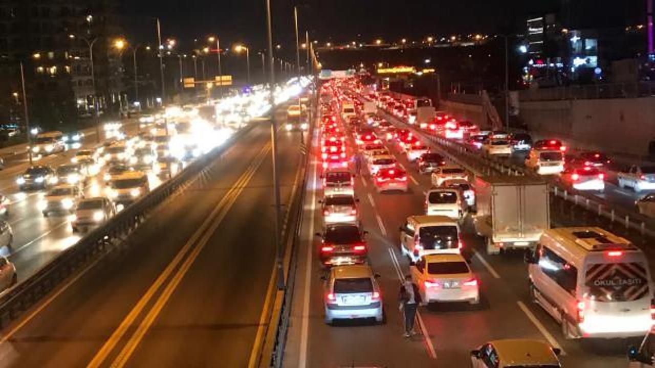 İstanbul’da trafik yoğunluğu; yüzde 71 seviyesine çıktı