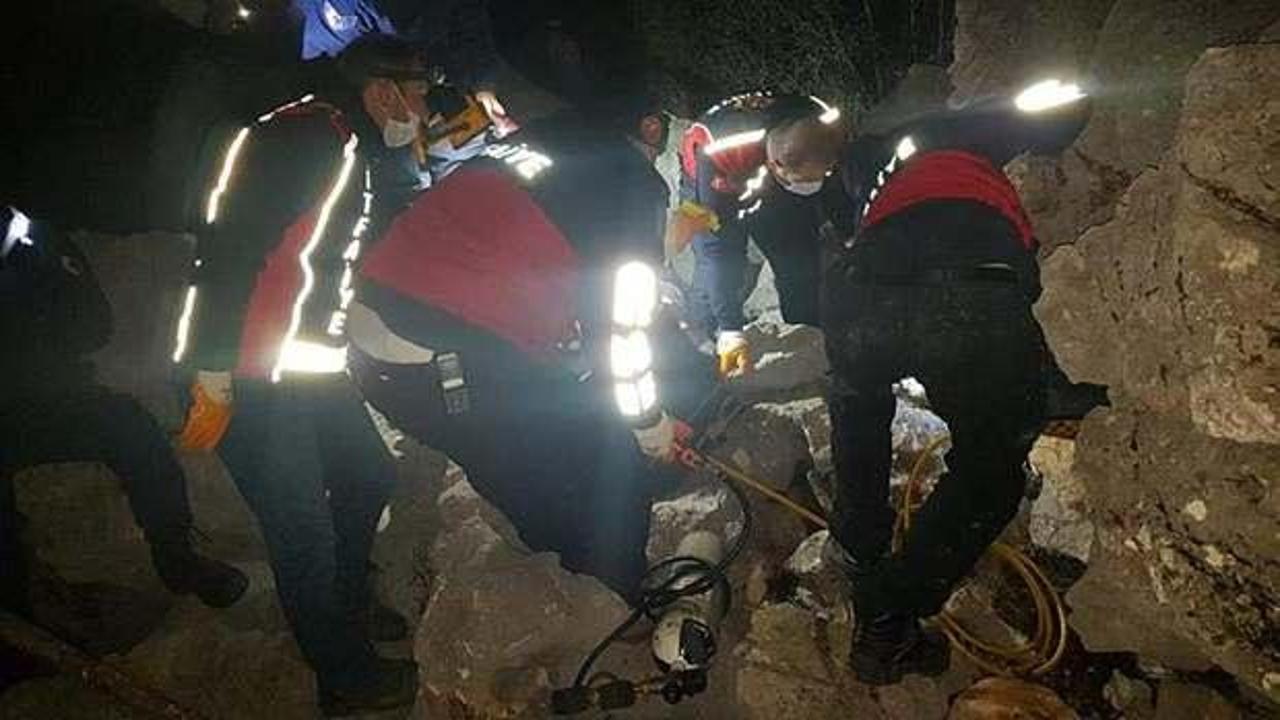 Üzerine kaya düşen çoban hayatını kaybetti