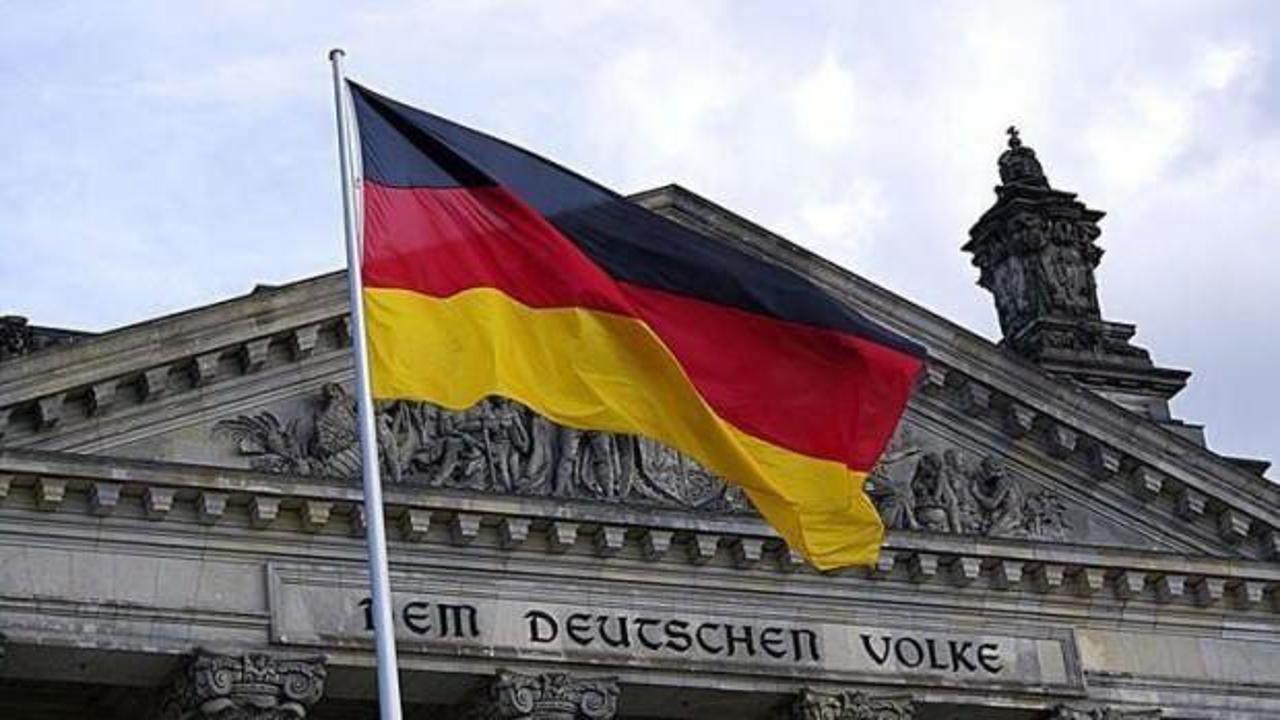 Almanya ekonomisi 11 yıl sonra ilk kez daraldı