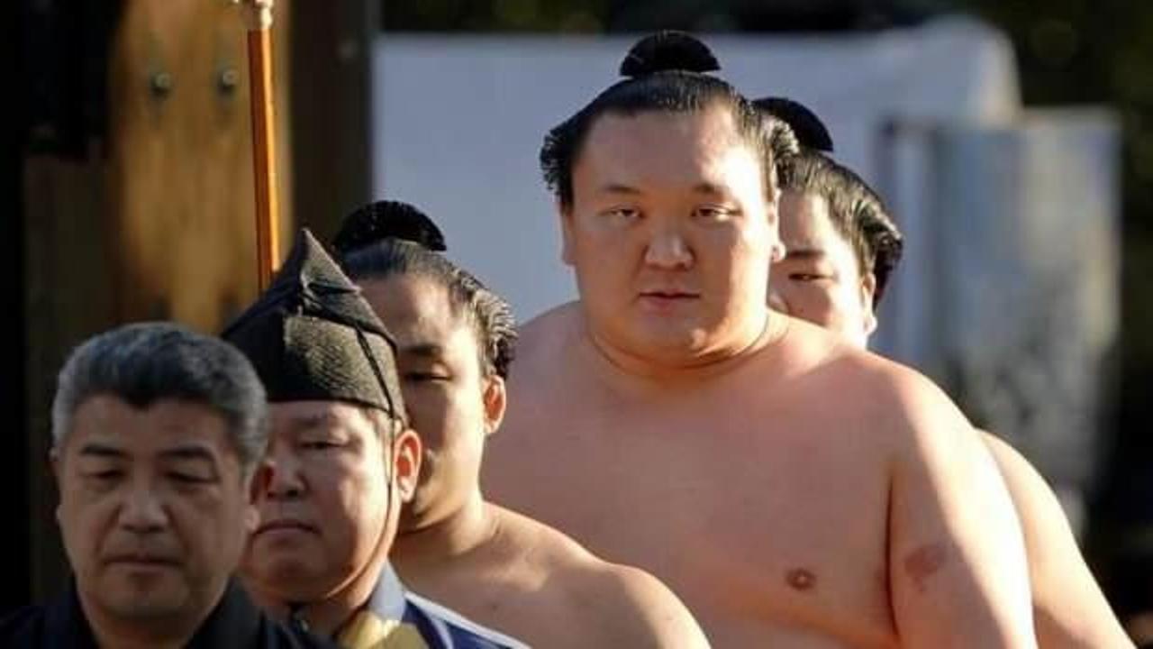Japonya’nın sumo şampiyonu Hakuho koronavirüse yakalandı!