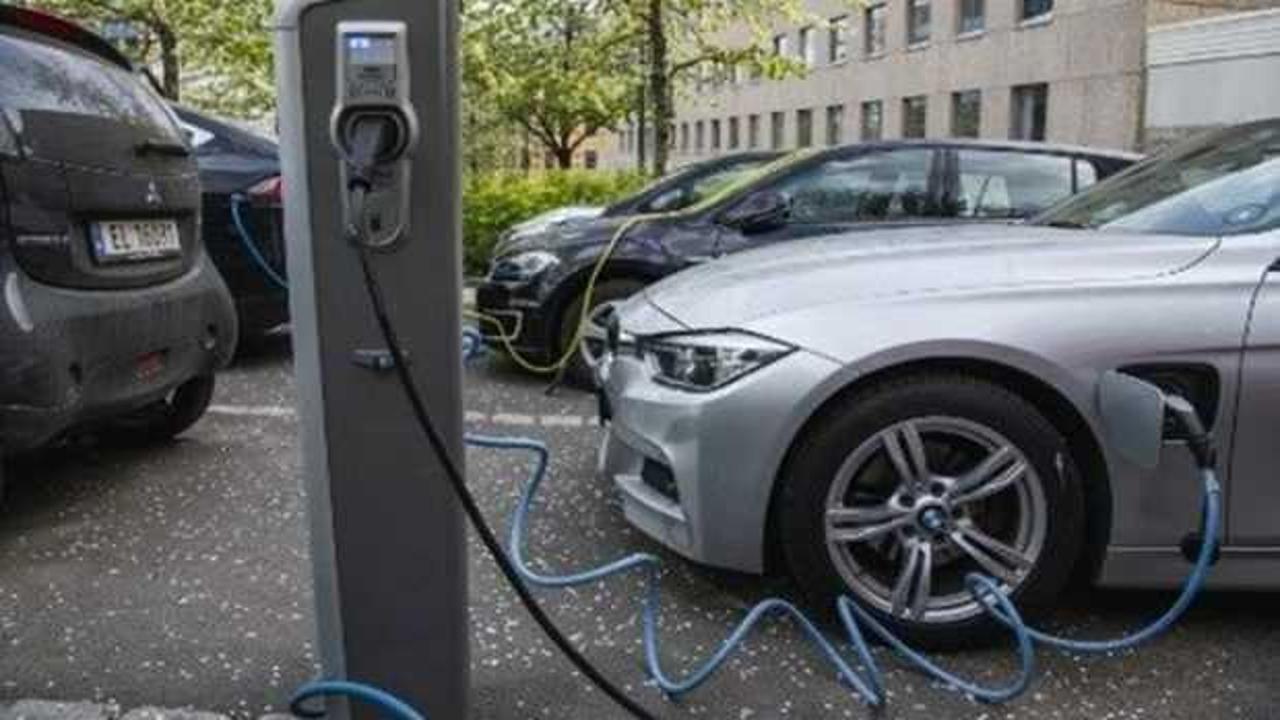 Norveç'te 2020'de satılan 2 arabadan 1'i elektrikli