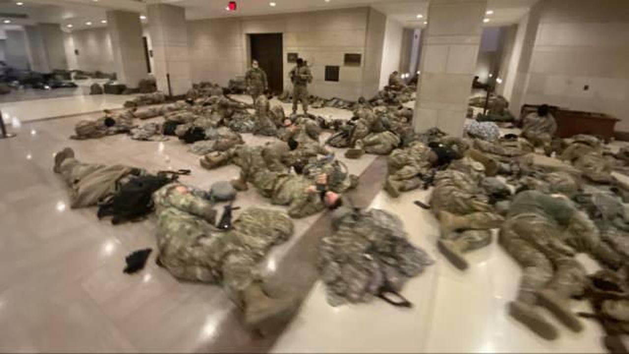ABD alarmda! Askerlerin şok görüntüleri ABD Kongresi'nden