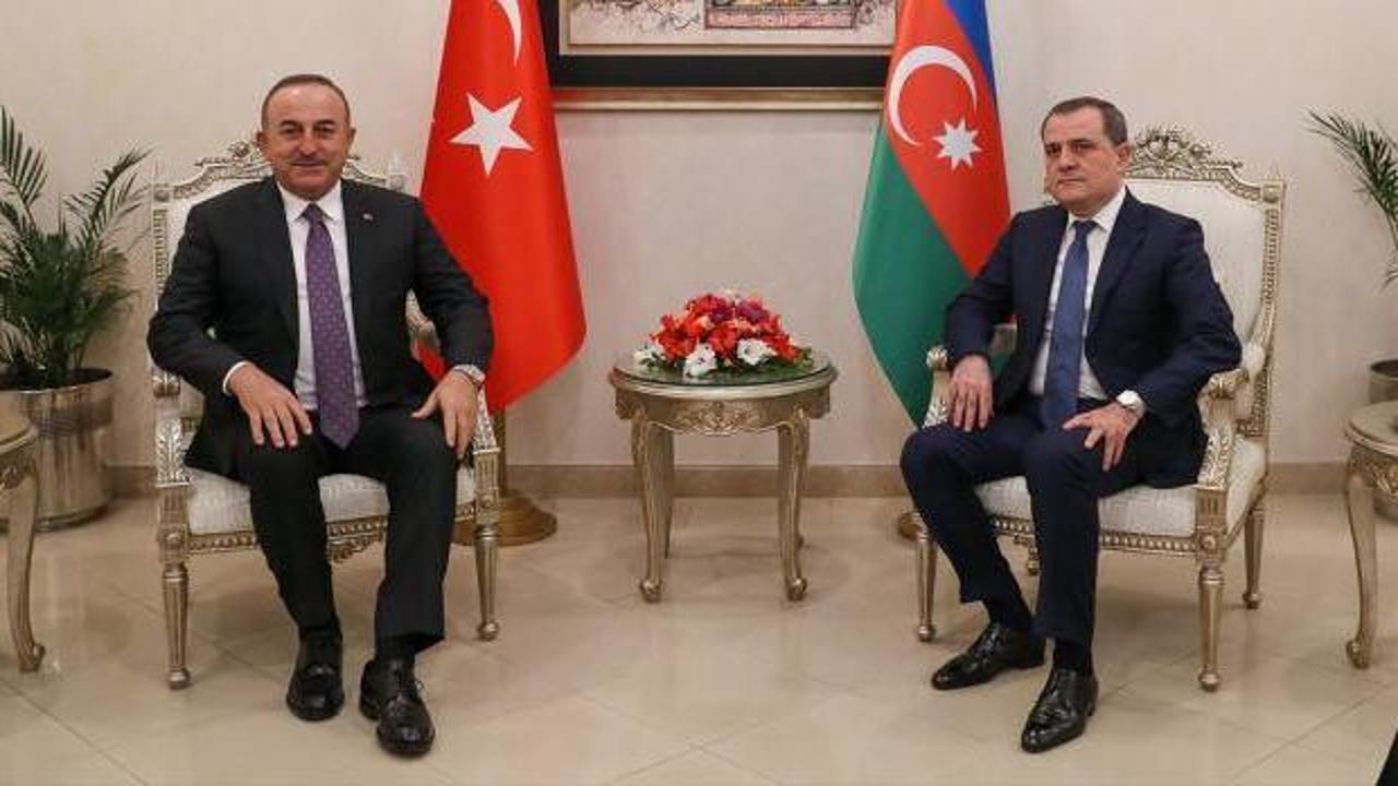 Bakan Çavuşoğlu Azerbaycanlı mevkidaşı Bayramov'la görüştü